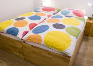 1.OG Apt11 Betten zusammen 600x429