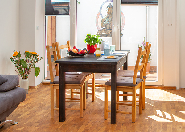 Loft Apt11 WA Tisch 600x429